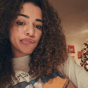 Meet your Posher, Aleia